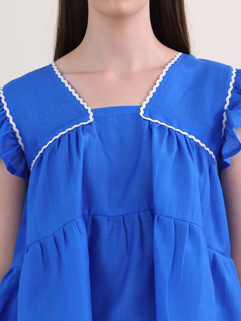 Obshivka  V Neck Solid Top