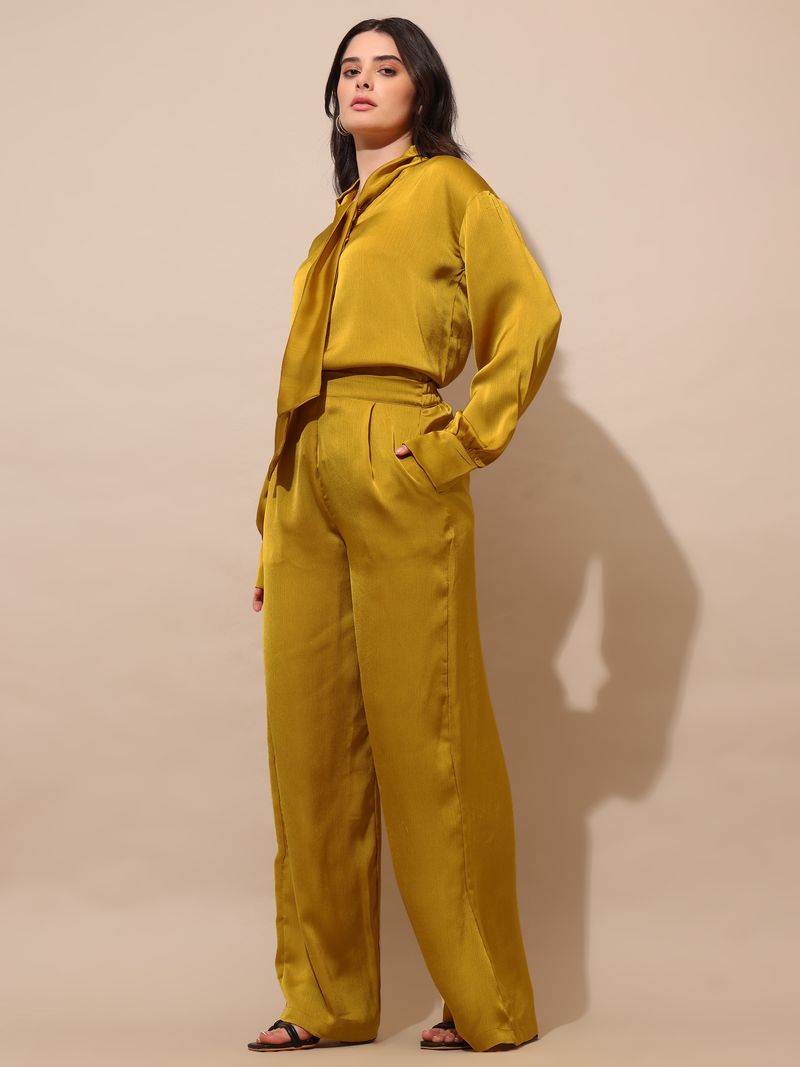 Women's Yellow Solid Silk Blend Tie-Up Stylized Co-Ords