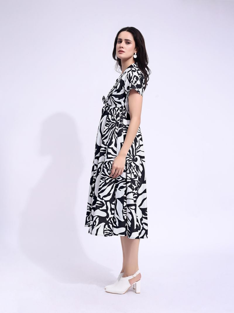 Women's Black Fit & Flared Stylish Sleeve Dress