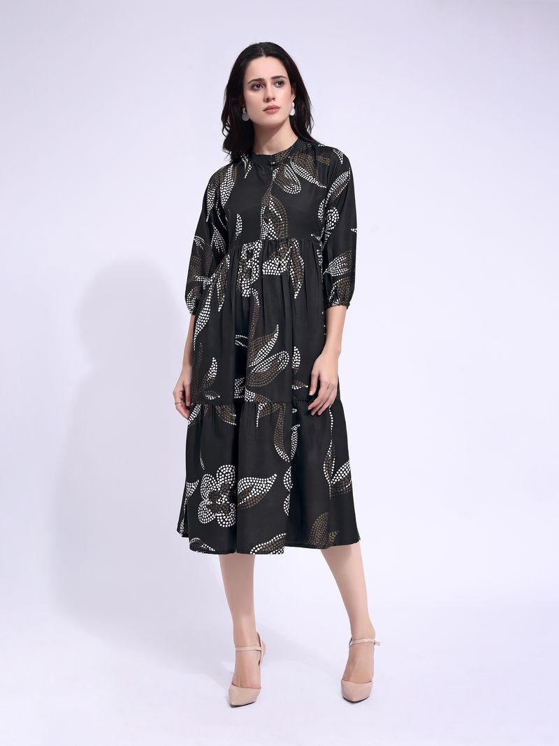 Women's Black Fit & Flared Midi Puff Sleeve Dress