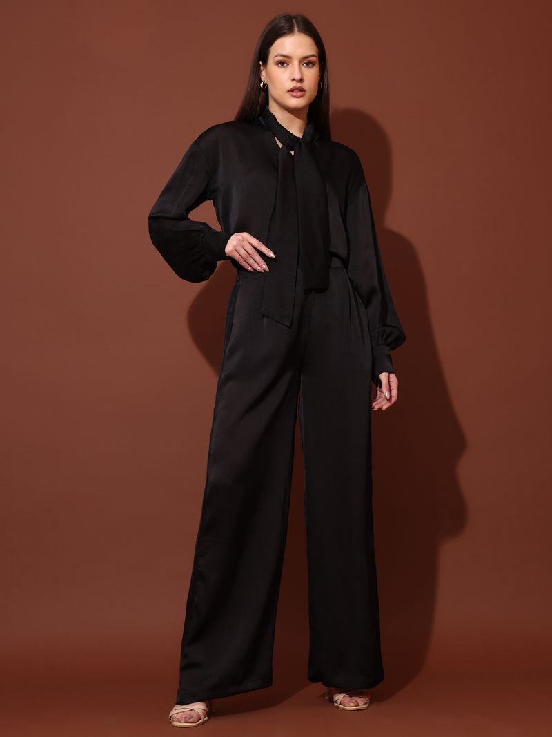 Women's Black Solid Silk Blend Tie-Up Stylized Co-Ords