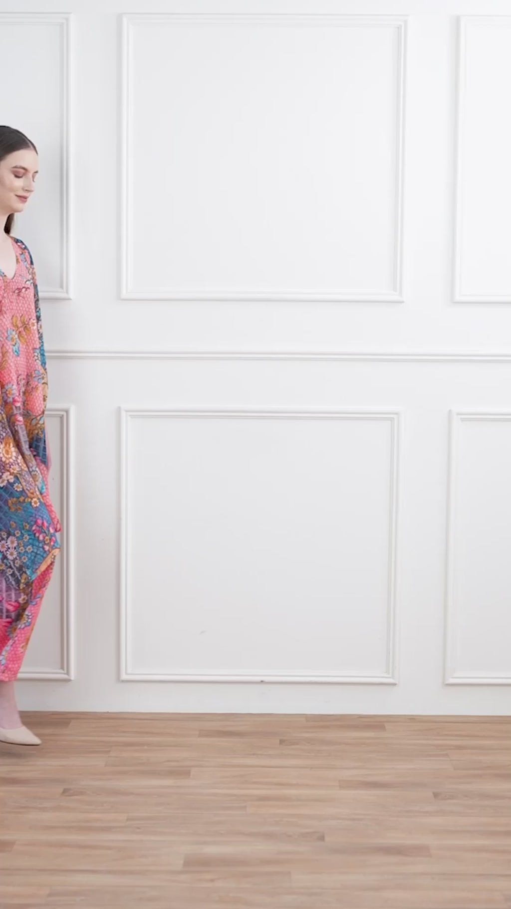 Women's Multi Regular Sleeve V-neck Tunic & Palazzos Sets